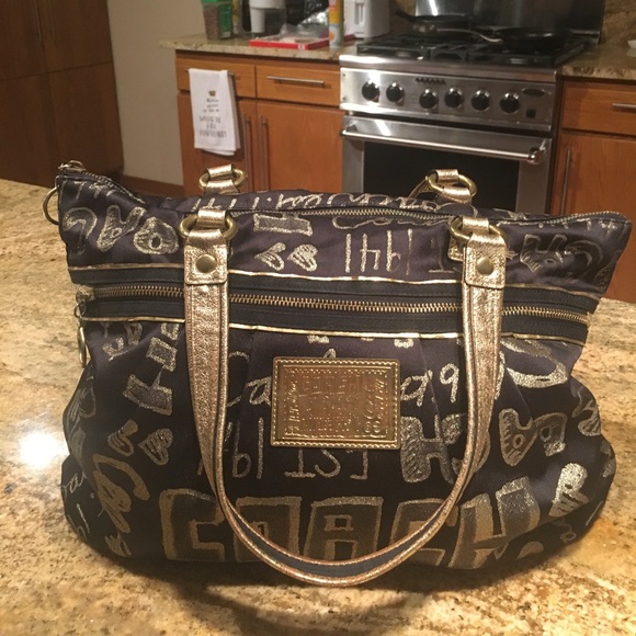 Coach Poppy Graffiti Scribble Tote Bag in Black and Gold!!! - Picture 9 of 15